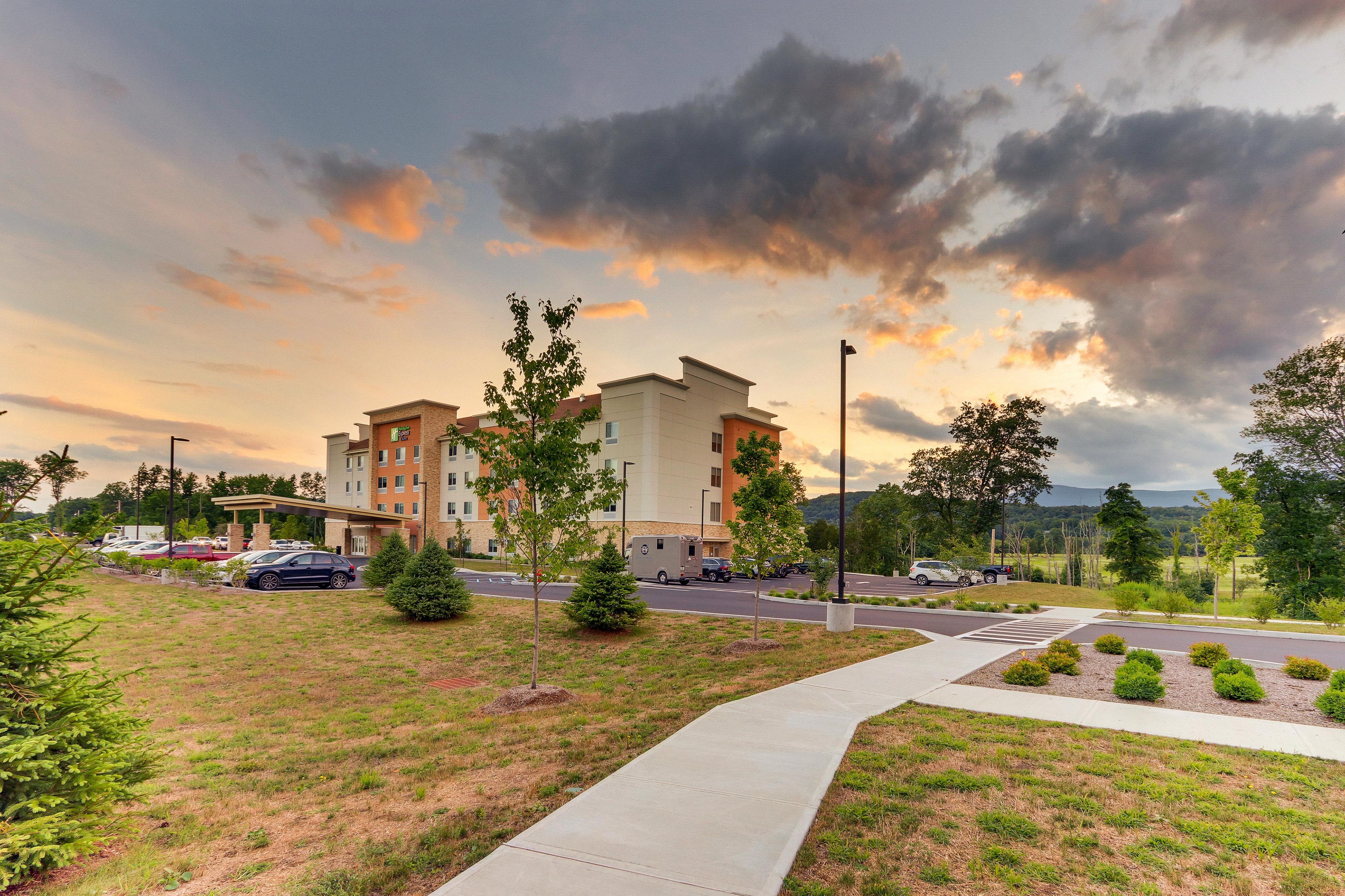 Holiday Inn Express & Suites - Saugerties - Hudson Valley By Ihg Extérieur photo